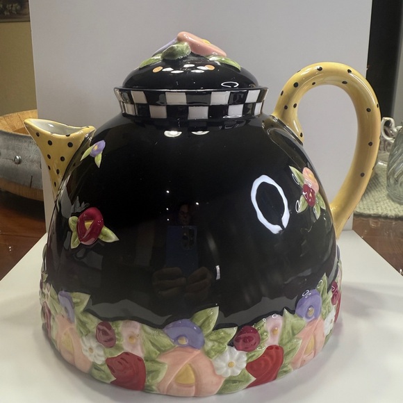 Mary Engelbreit Cottage rose teapot - Picture 11 of 13